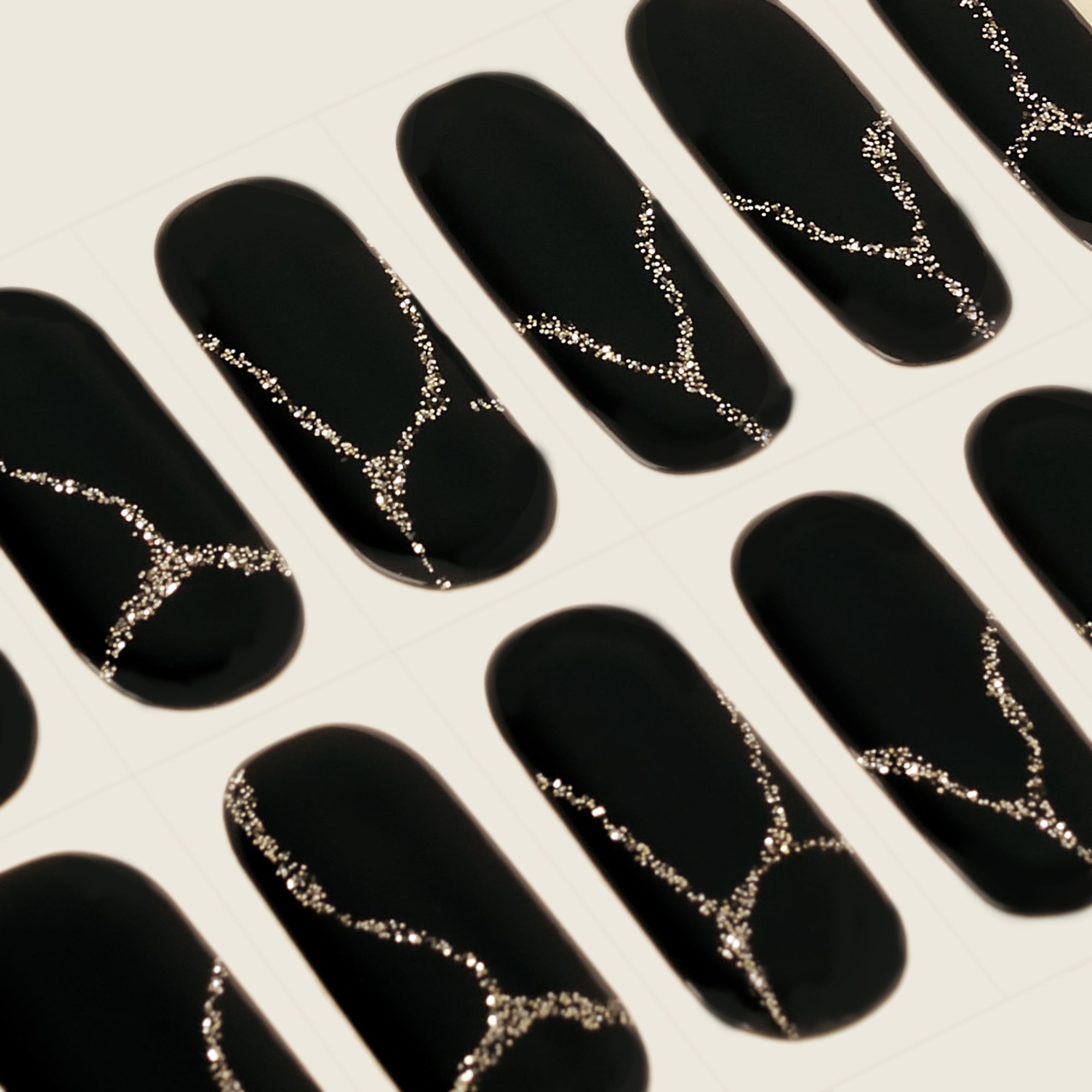 mesme Aluiza Black Silver 10-Day UV-Free Nail Wraps — Strip Sheet Close-Up