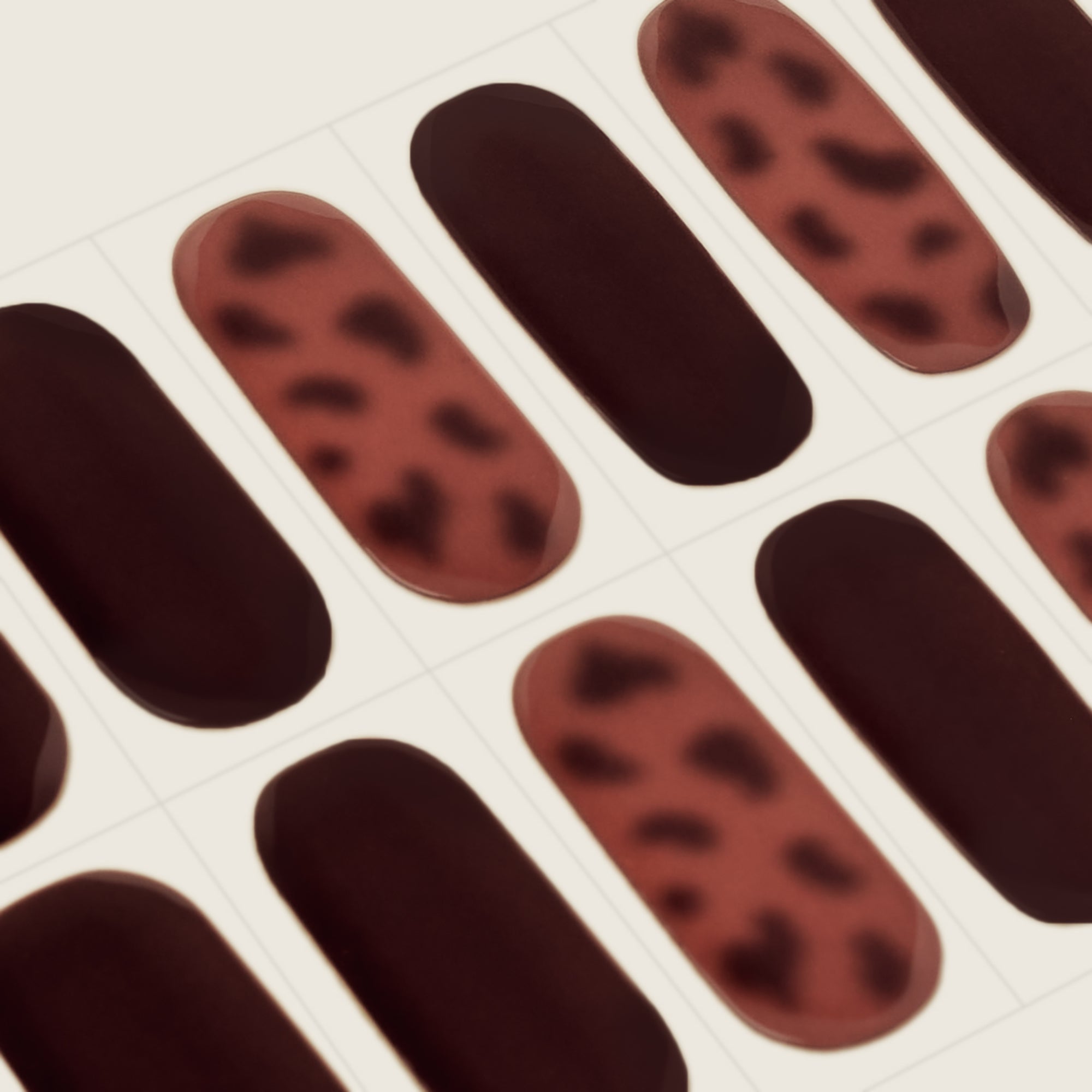 mesme Elly Brown Leopard 10-Day UV-Free Nail Wraps — Strip Sheet Close-Up