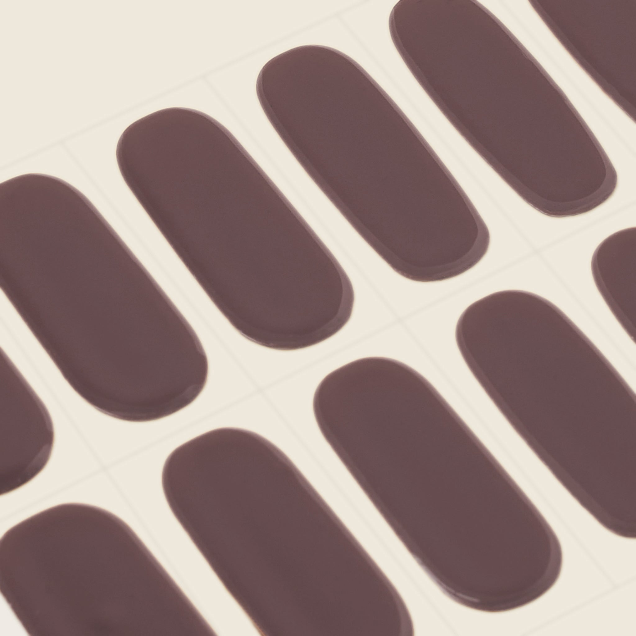 mesme Gianna Mocha Brown 10-Day UV-Free Nail Wraps — Strip Sheet Close-Up
