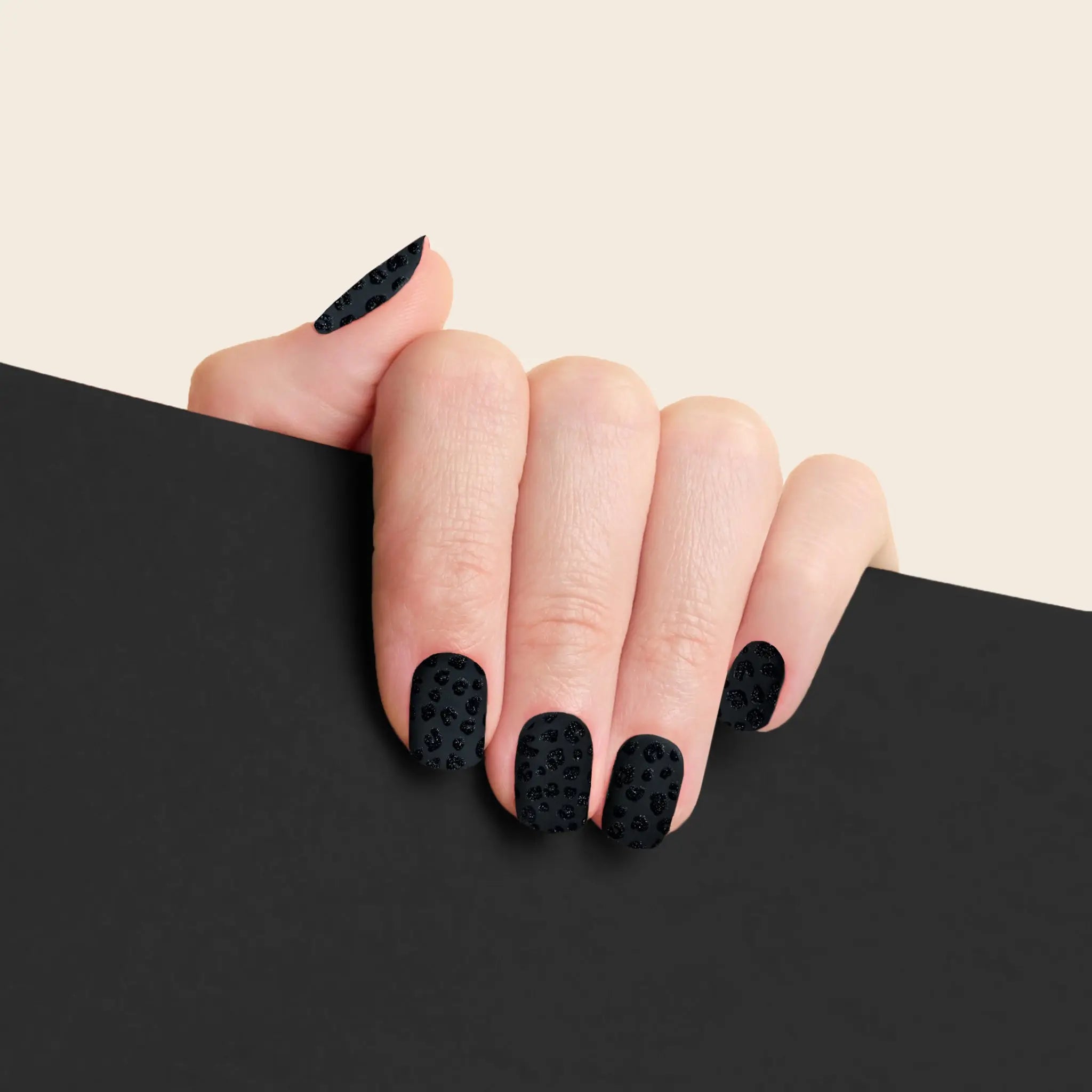 mesme Nina Black 14-Day UV Gel Nail Wraps On Hand