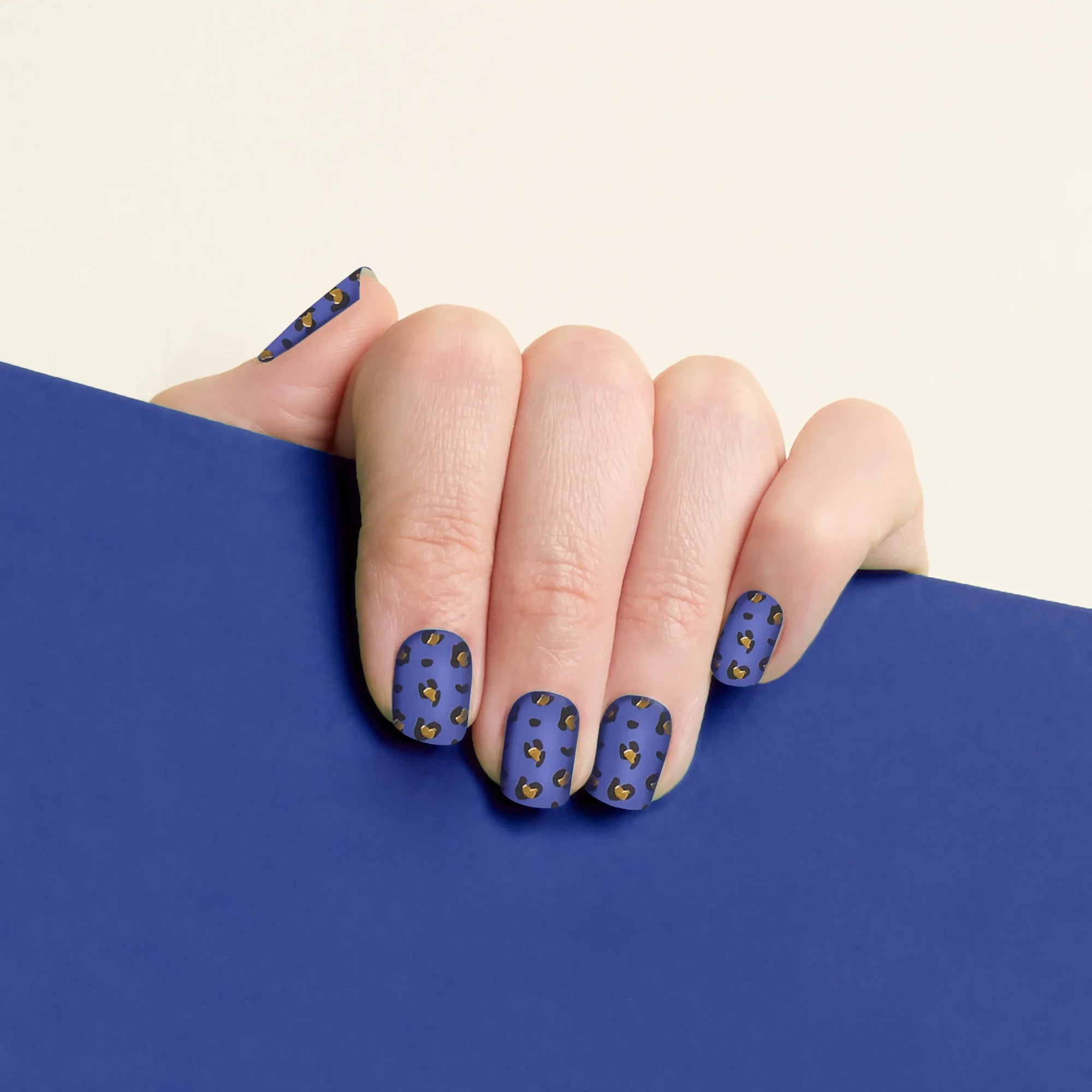 mesme Ursina Cobalt Blue 3+ Day UV-Free Gel Nail Wraps On Hand